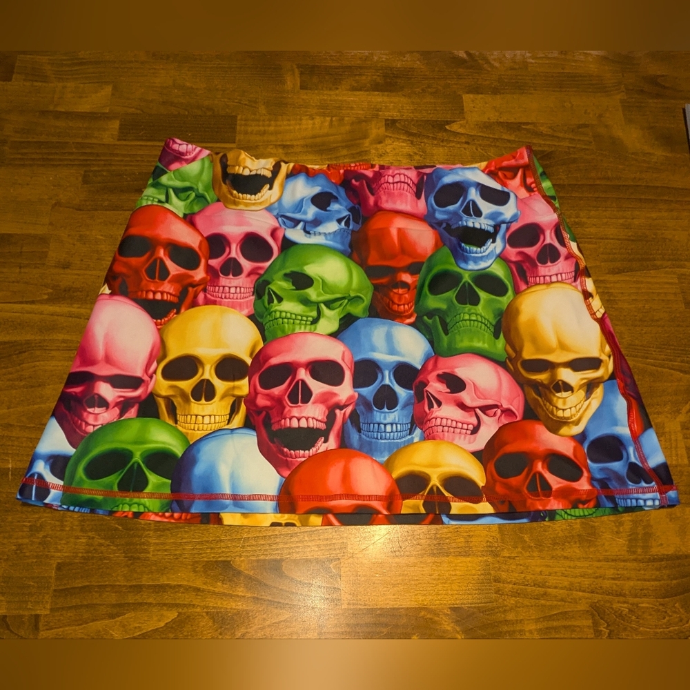 ReadyGolf  Skull Skort Size Large
